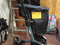 Lot 170 - rollator aluminium - afbeelding 1 van  1