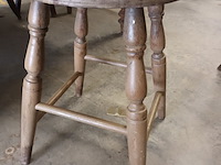 Lot 171 - houten kruk - afbeelding 3 van  3