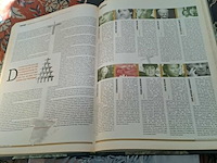 Lot 171 - lot oude boeken met tekeningen en prenten - afbeelding 3 van  6