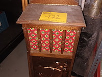 Lot 172 - brocante kastje voor stokbroden - afbeelding 1 van  4