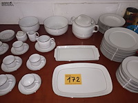 Lot 172 - eetservies eschenbach bavaria. 64 stuks - afbeelding 1 van  5