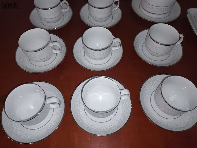 Lot 172 - eetservies eschenbach bavaria. 64 stuks - afbeelding 4 van  5