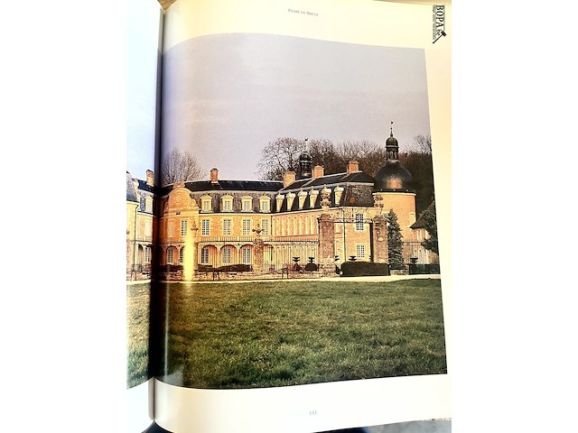 Lot 172 - la bourgogne des châteaux et des manoirs - afbeelding 3 van  6