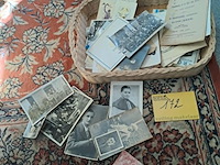 Lot 172 - lot oude foto's en curiosa - afbeelding 1 van  1