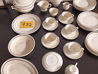 Lot 172 - servies nimy. 37 stuks - afbeelding 1 van  5