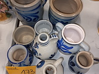 Lot 173 - aardewerk kruiken. 9 stuks - afbeelding 2 van  4