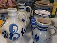 Lot 173 - aardewerk kruiken. 9 stuks - afbeelding 3 van  4