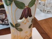 Lot 173 - art nouveau glazen vaas - afbeelding 3 van  3