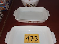 Lot 173 - ovenschalen pyrex. 3 stuks - afbeelding 1 van  4