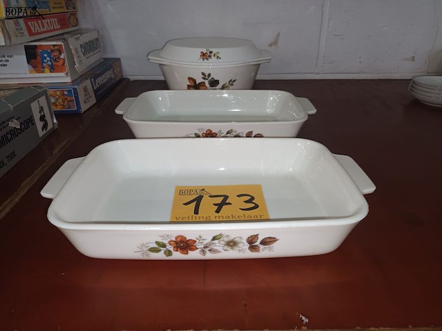 Lot 173 - ovenschalen pyrex. 3 stuks - afbeelding 2 van  4