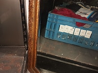 Lot 173 - spiegel in vergulde lijst - afbeelding 3 van  4