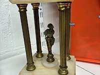 Lot 173 - vintage victoriaanse klokkenset - afbeelding 3 van  4