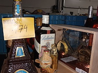 Lot 174 - alcoholische dranken. 9 stuks - afbeelding 1 van  5