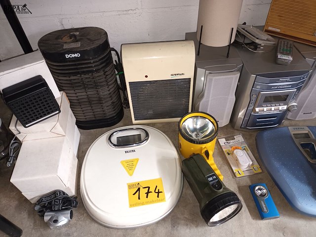 Lot 174 - diverse elektro. 10 stuks - afbeelding 1 van  5