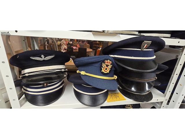 Lot 174 - frankrijk 7 kepies - afbeelding 1 van  8