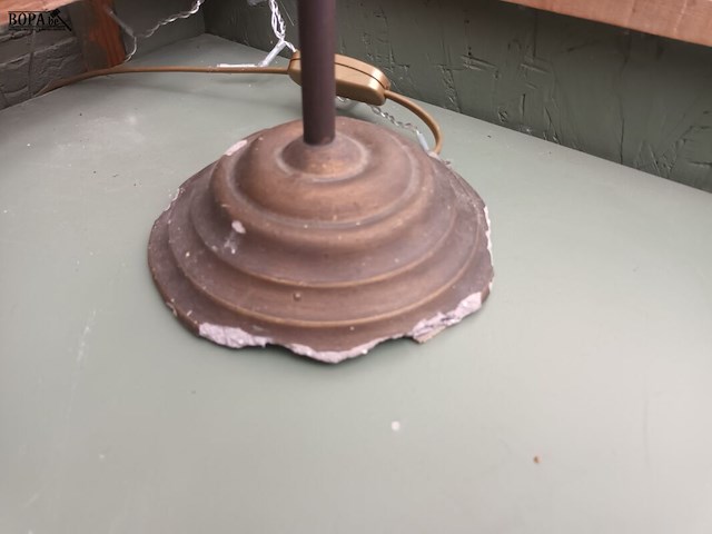 Lot 174 - tafellamp industrial look - afbeelding 3 van  3