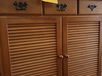 Lot 174 - vintage kast - afbeelding 1 van  3