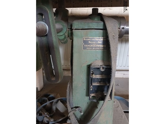 Lot 175 - bandschuurmachine - afbeelding 2 van  5