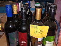 Lot 175 - flessen wijn. 16 stuks - afbeelding 1 van  5