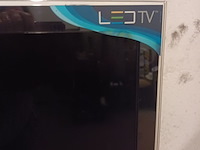 Lot 175 - samsung led tv - afbeelding 3 van  4