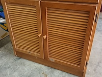 Lot 175 - vintage kast - afbeelding 1 van  3