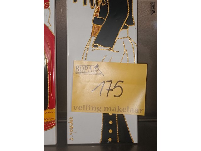 Lot 175 - wandtegel. 2 stuks - afbeelding 3 van  4