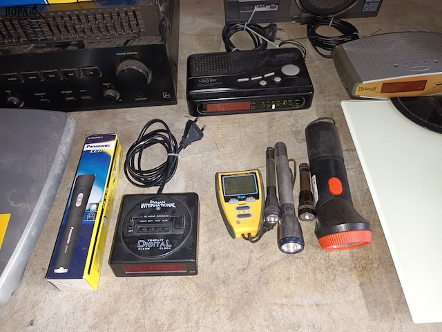 Lot 176 - diverse elektro. 14 stuks - afbeelding 4 van  6