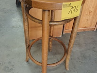Lot 176 - houten barkruk - afbeelding 2 van  3