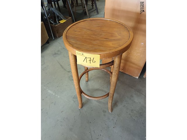 Lot 176 - houten barkruk - afbeelding 3 van  3