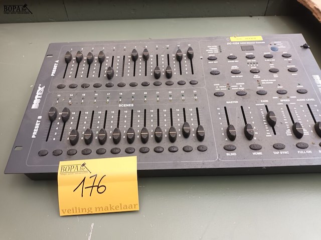 Lot 176 - lichtregelaar botex - afbeelding 4 van  4