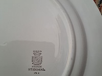 Lot 176 - lot vintage borden waaronder boch, stendhal, digoin,… - afbeelding 3 van  3