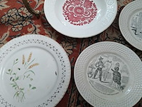 Lot 177 - lot vintage borden waaronder cerandro, boch,… - afbeelding 3 van  4