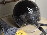 Lot 177 - motorhelmen 2 stuks en opbergtas - afbeelding 3 van  3