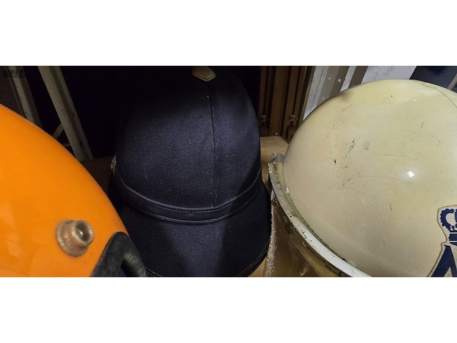 Lot 177 - nederland 3 helmen - afbeelding 4 van  5