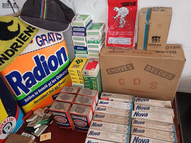 Lot 177 - reclame artikelen. ca. 100 stuks - afbeelding 8 van  8