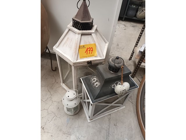 Lot 177 - windlichten - 3 stuks - afbeelding 1 van  4