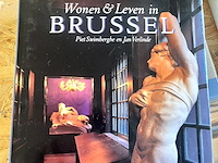 Lot 177 - wonen & leven in brussel - afbeelding 1 van  7
