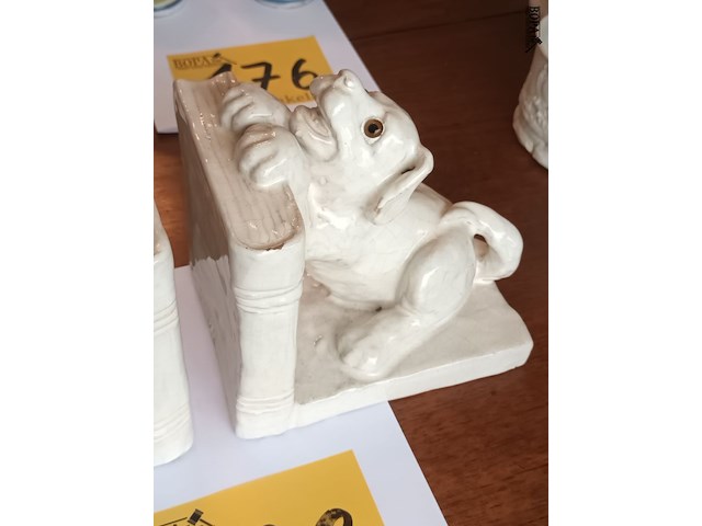 Lot 178 - boekensteunen geo martel - afbeelding 3 van  5