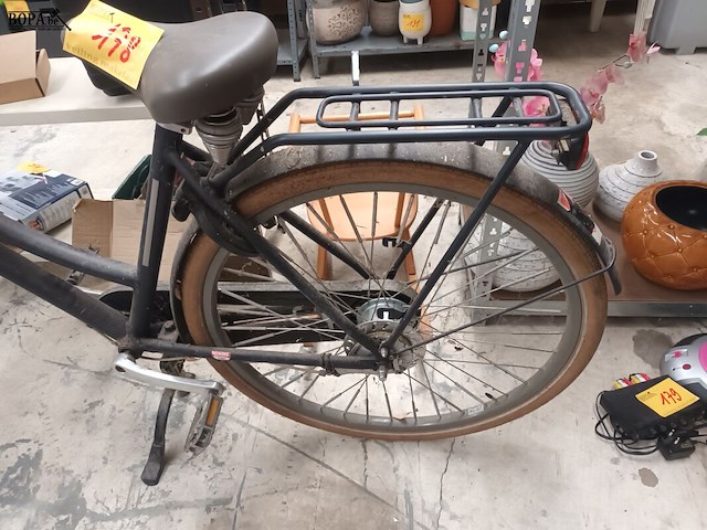 Lot 178 - cortina damesfiets - afbeelding 2 van  5