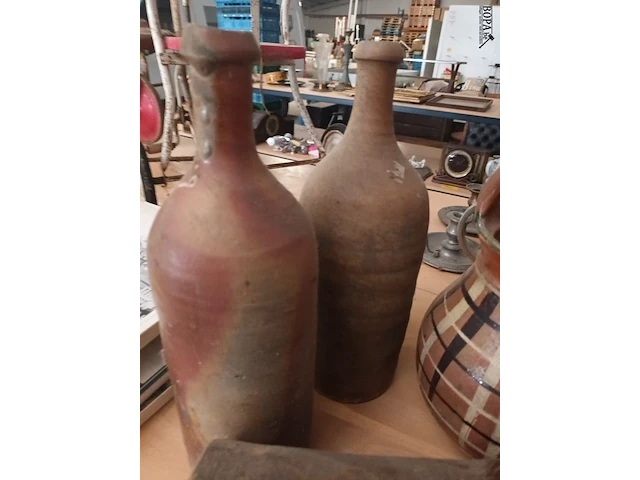 Lot 179 - antieke kruiken en vaas. 5 stuks - afbeelding 4 van  5