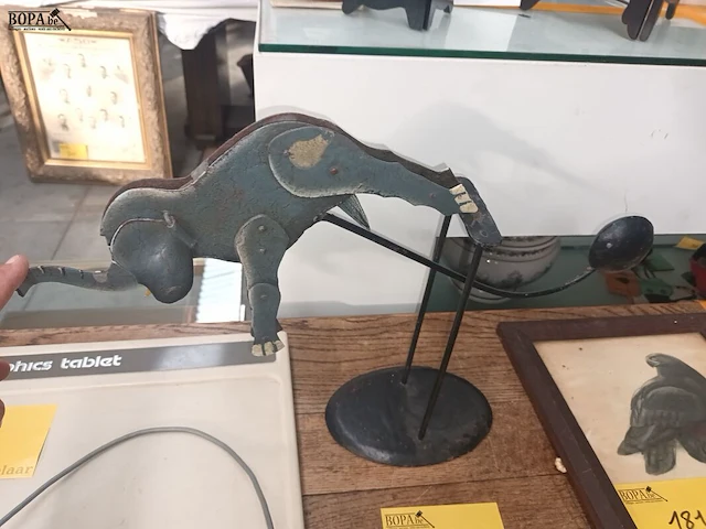 Lot 179 - balancierspeelgoed olifant - afbeelding 4 van  4