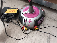 Lot 179 - k3 kindermicrofoon en karaokeregelaar - afbeelding 3 van  4