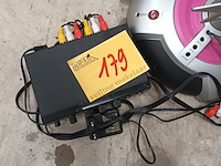 Lot 179 - k3 kindermicrofoon en karaokeregelaar - afbeelding 4 van  4