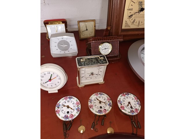 Lot 179 - klokken. 13 stuks - afbeelding 5 van  5