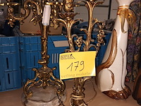 Lot 179 - koperen kandelaar. 2 stuks - afbeelding 1 van  3