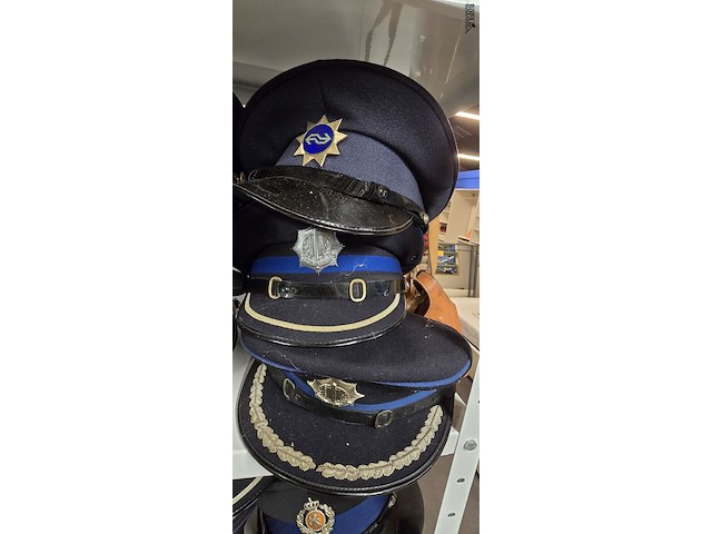 Lot 179 - nederland 8 kepies - afbeelding 4 van  4