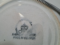 Lot 179 - servies belgisch aardewerk blauwe kleur: soepterrine, borden - afbeelding 3 van  5