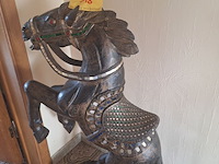 Lot 18 - beeld paard
