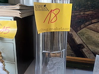 Lot 18 - boheemse deksel vaas kristal - afbeelding 6 van  6