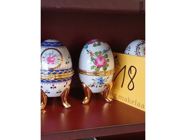 Lot 18 - deco eitjes. 7 stuks - afbeelding 3 van  4